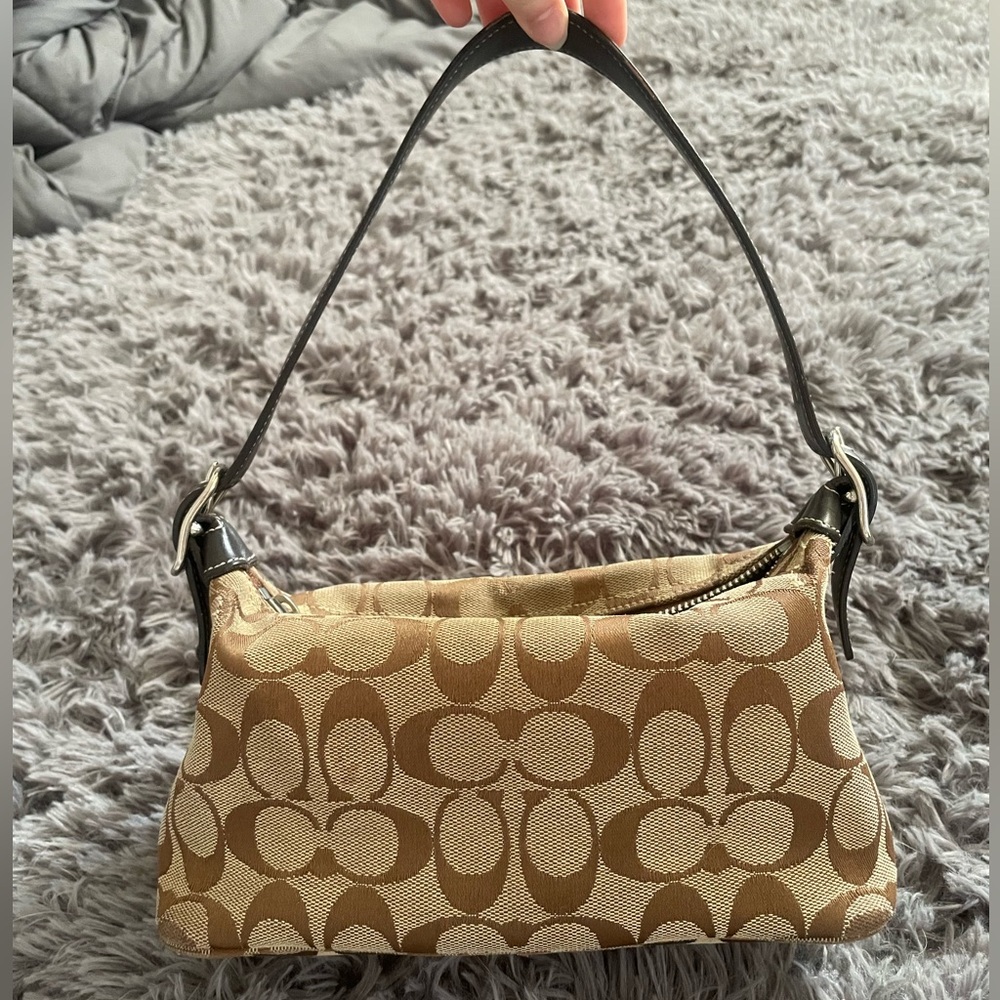 Coach Vintage Shoulder Bag